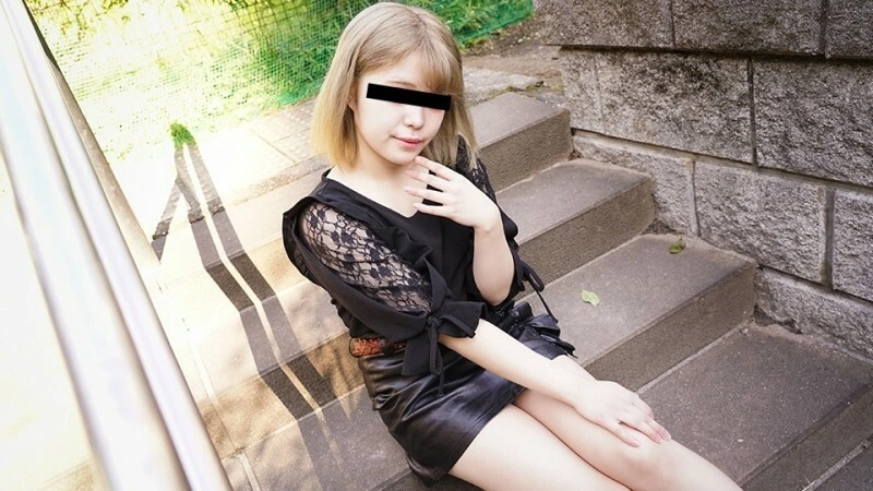 Musume-042522_01 ฉันภรรยามีชู้ในขณะที่โทรหาแฟนผู้จัดการร้านค้า